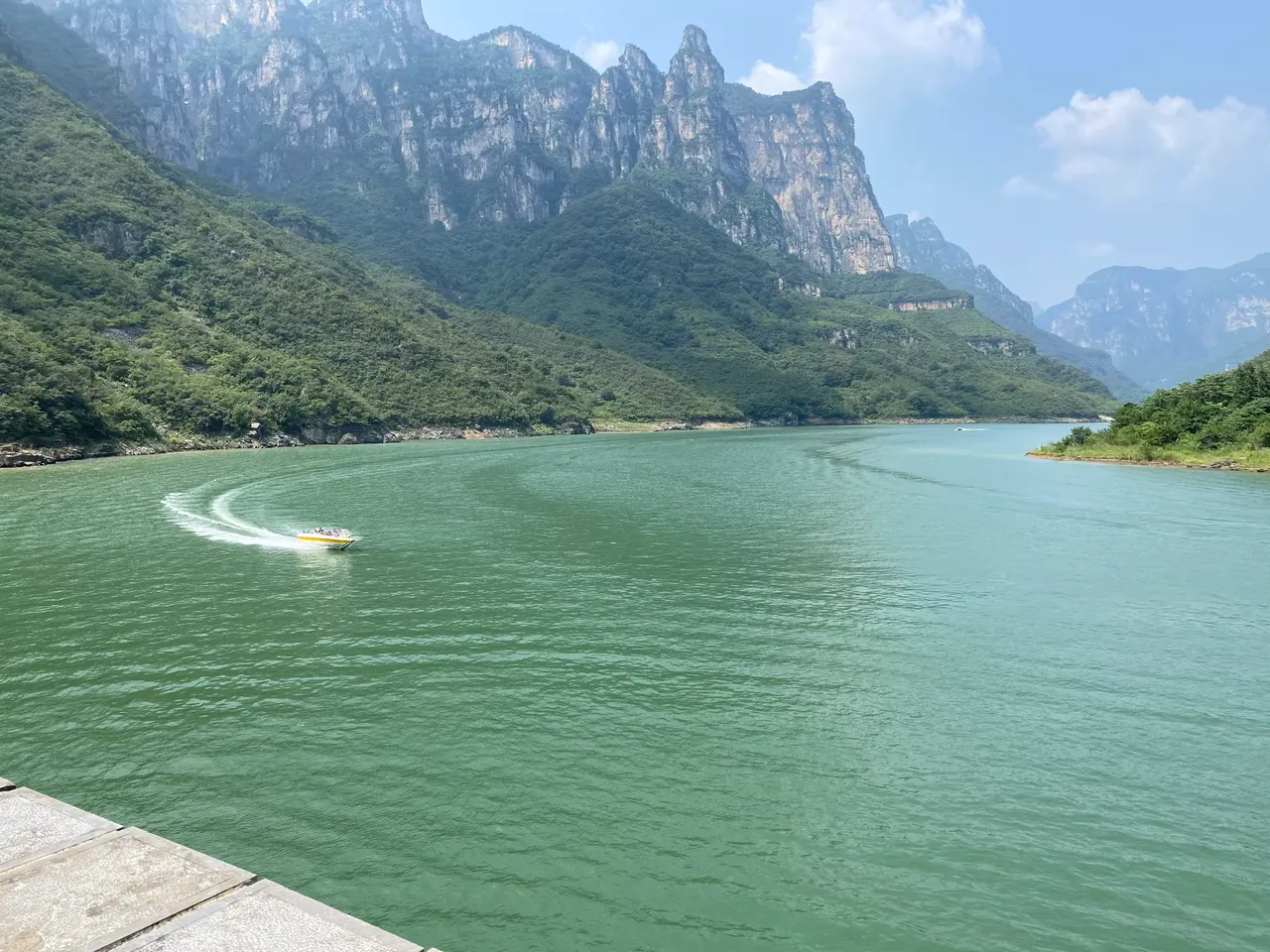 Jet skiing in Zifang Lake