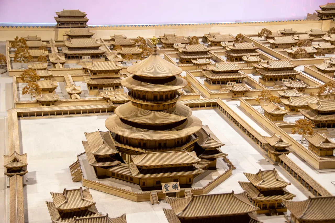 Model of Mingtang